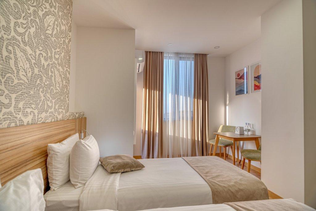 Orbeli Hotel Ереван Экстерьер фото